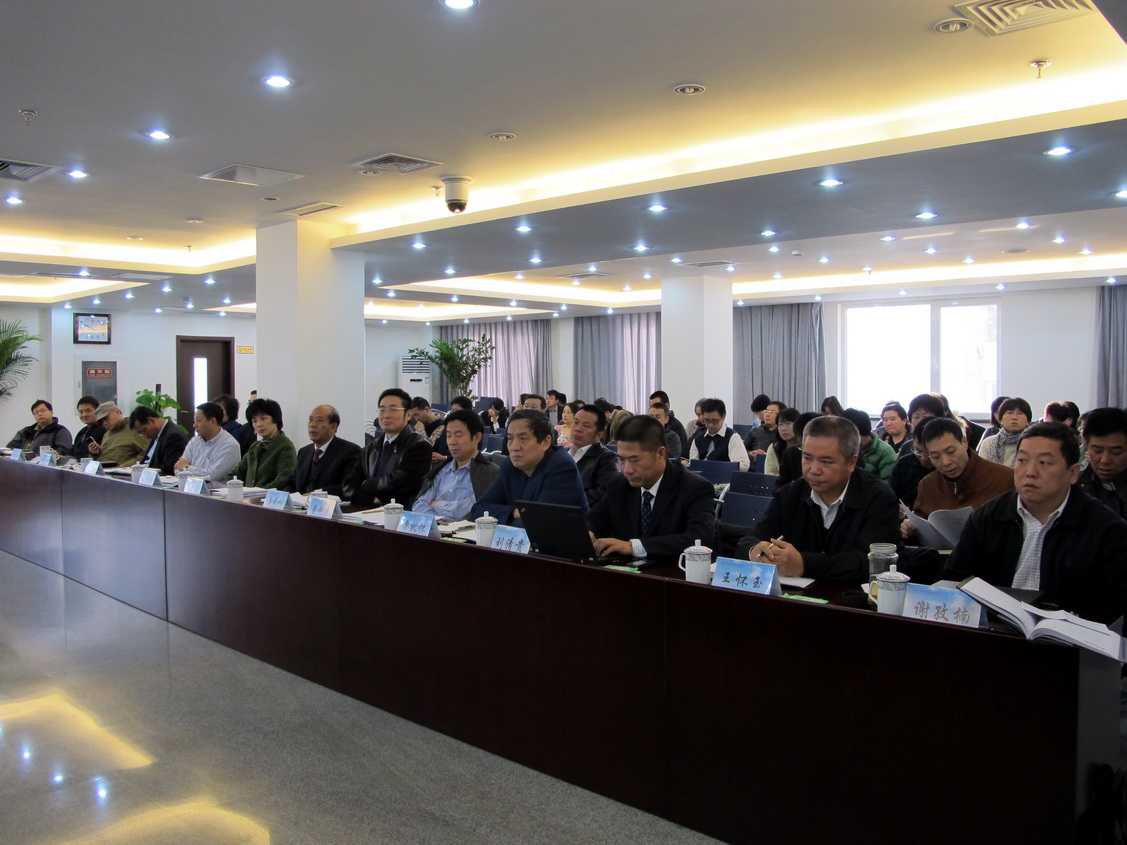 航科院召开党委(扩大)中心组研讨会 集中研讨明年重点工作 航科院召开党委(扩大)中心组研讨会 集中研讨明年重点工作